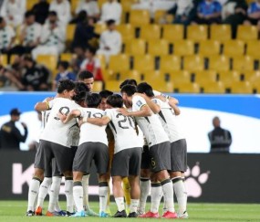 开云-【台前幕后】深夜开赛影响国足 意外导致塞鸟无机会