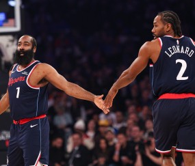 开云官网-卢：哈登小卡一直在做出正确的传球 我们有很多空位投篮机会没进