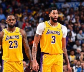 开云网页版-魔术师·约翰逊：湖人需要射手 篮网不需要哈里斯